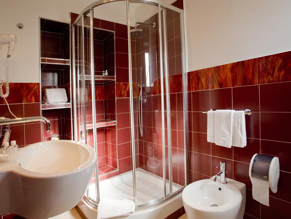Pascucci Al Porticciolo Hotel